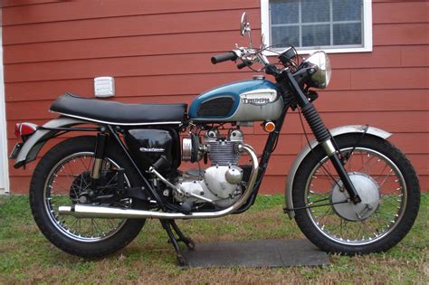 1968 triumph t100r daytona.